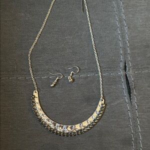 Elegant Gold and Silver Necklace Set